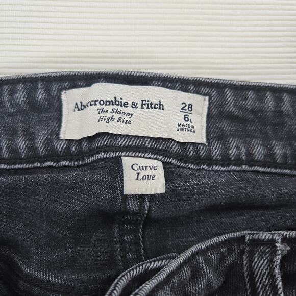 Abercrombie & Fitch High Rise The Skinny Curve Love Black Jeans Women's Size 28 - Picture 2 of 7